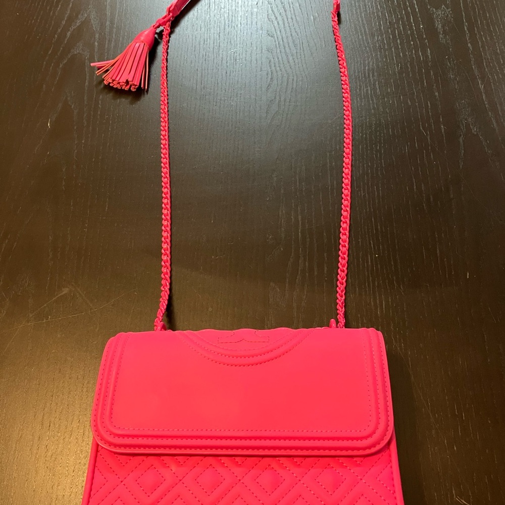 Tory Burch Shoulder Bag.